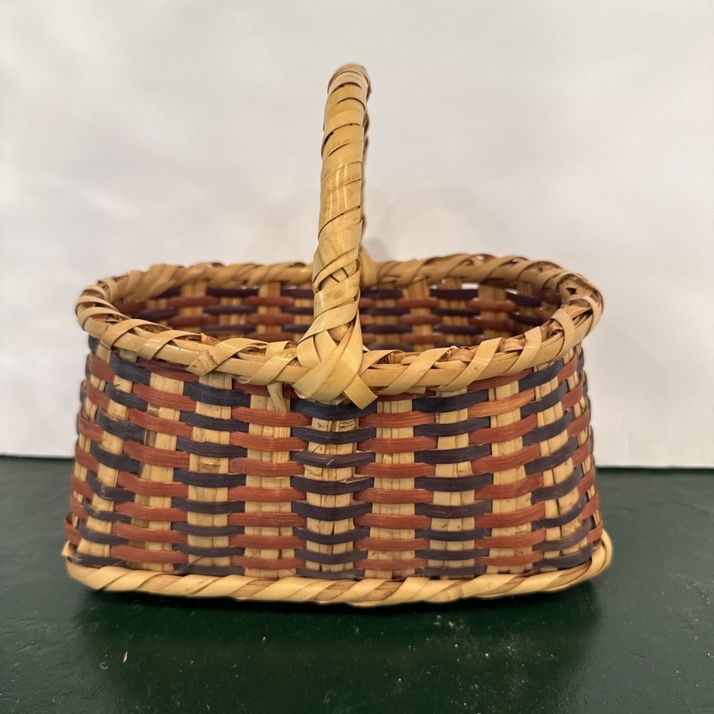 Small Choctaw rectangle basket pristine‎ condition Vintagewle